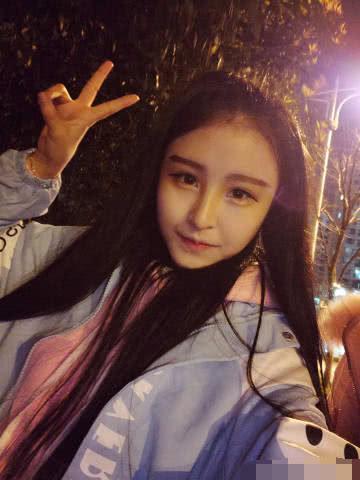 快手的几大女主播都凉了，但是唯独她还是非常的火