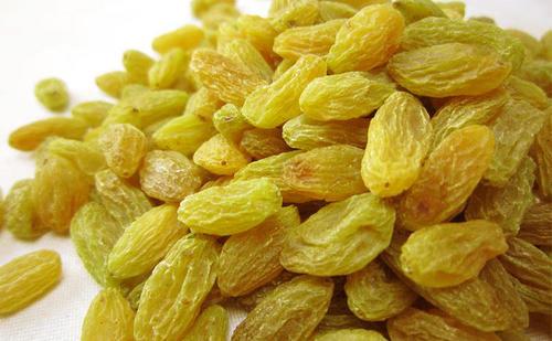 葡萄干怎么吃能补血 葡萄干适合和核桃一起吃吗 葡萄干怎么吃能补血 葡萄干适合和核桃一起吃吗