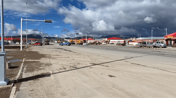 唐古拉山镇属于哪个县(唐古拉山镇海拔多少米)