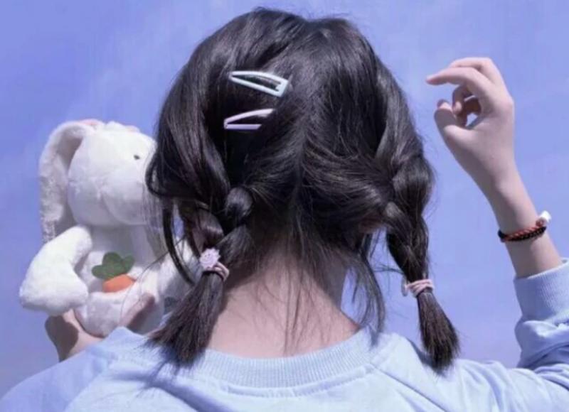 男生最抵抗不了女生亲他哪？男生最扛不住的亲亲