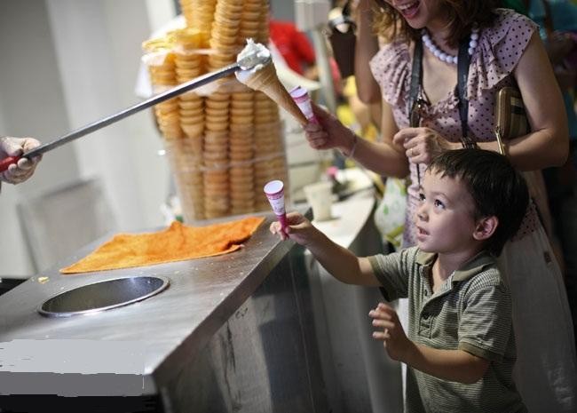 土耳其神奇的冰激凌 ，你有没有种“相见恨晚”的感觉