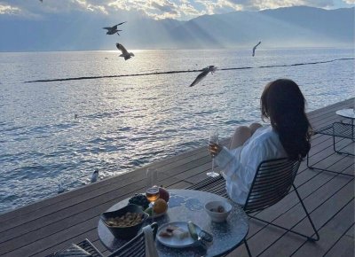 ​路上遇到心动的女生要怎么搭讪