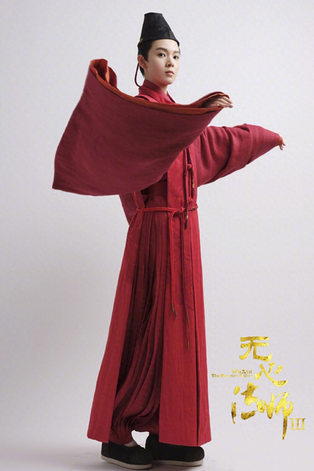 陈瑶《无心法师3》红衣定妆照，飒美帅气相结合