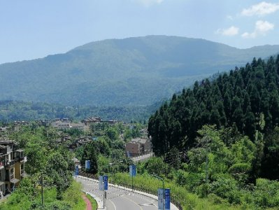 ​峨眉山麓之七里坪