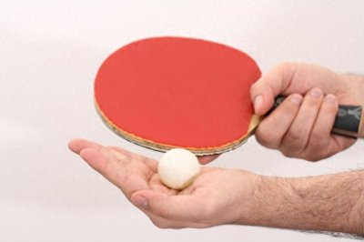 ​乒乓球发下旋球方法