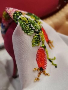 ​珠连绮绣：厦门珠绣