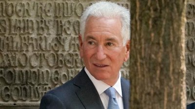 ​特朗普提名地产大亨查尔斯·库什纳担任美驻法大使