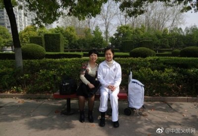 ​生命的奇迹 “智障女儿”变身特奥会冠军