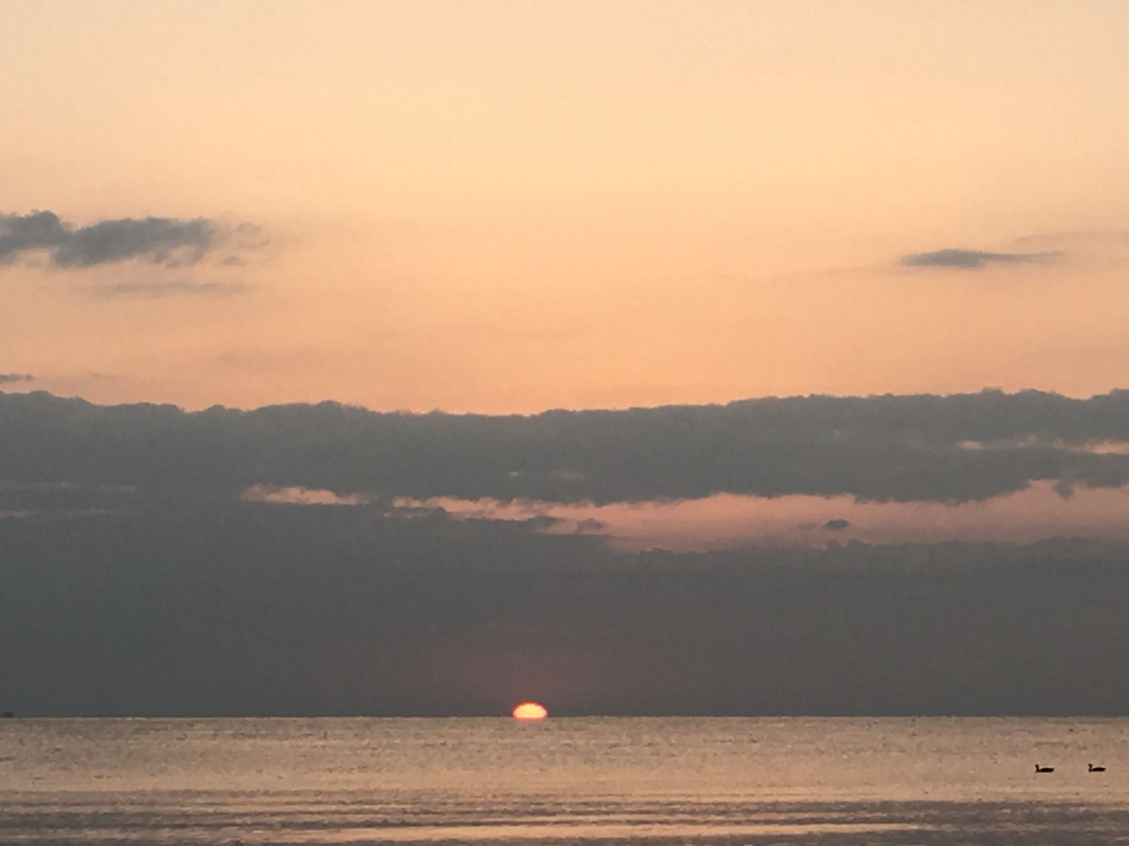 实拍:青海湖黑马河日出,很多人去了可惜没看上