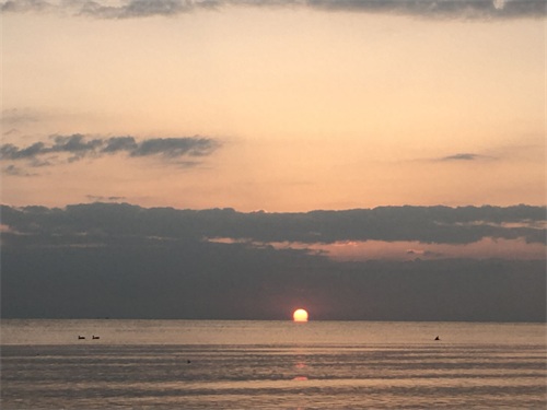 实拍:青海湖黑马河日出,很多人去了可惜没看上