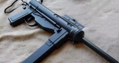 ​看似简简简单单实则成熟可靠——M3冲锋枪