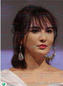 ​选美冠军成这样？莫小棋面部浮粉皮肤粗糙，难道又一个失败案例？